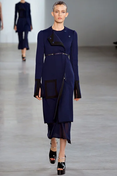 Look 4